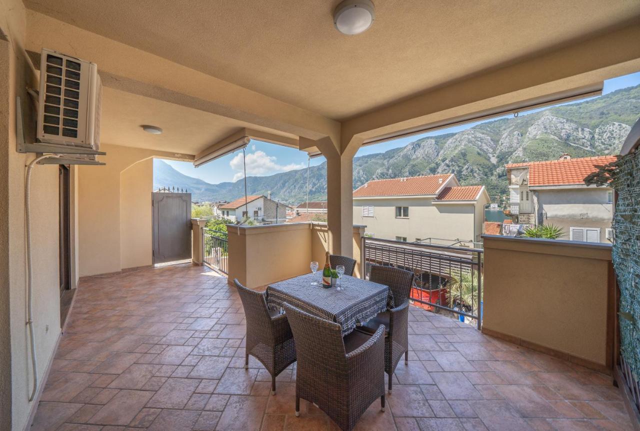 Apartments Milunovic Kotor Exterior photo